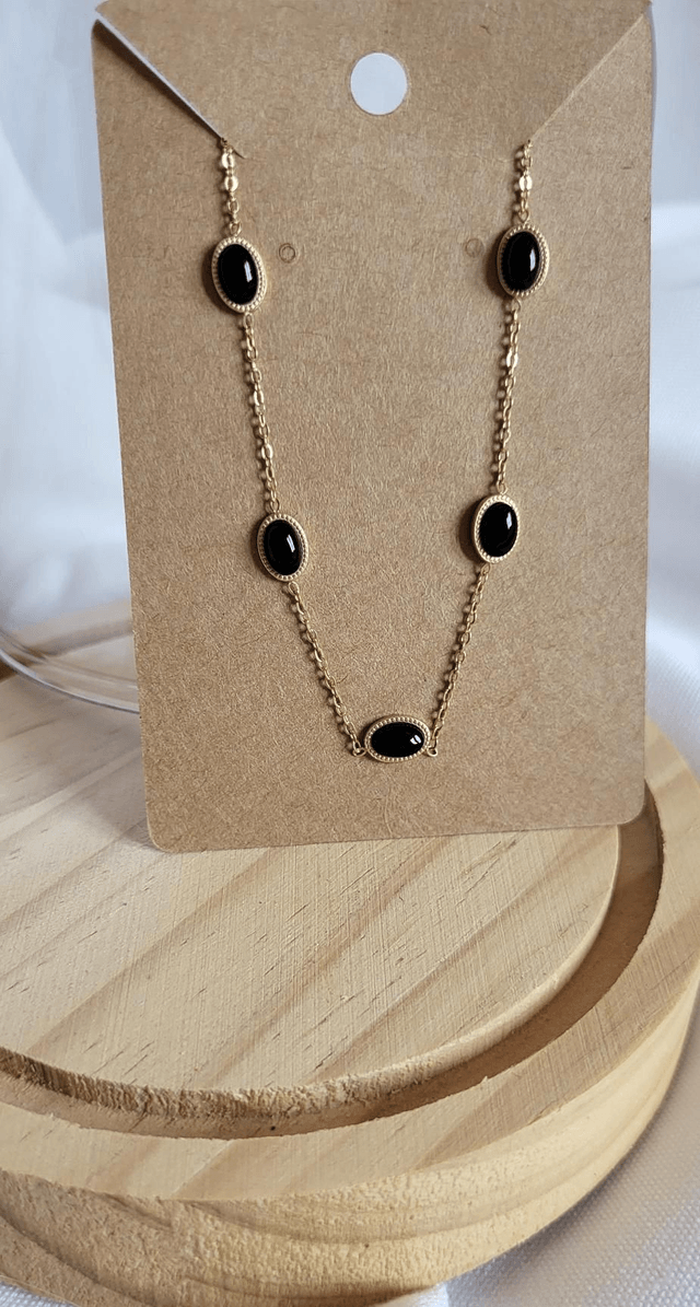 Collier Julia