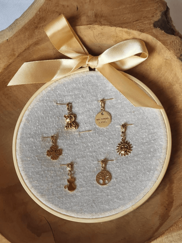 Charms/ Breloques